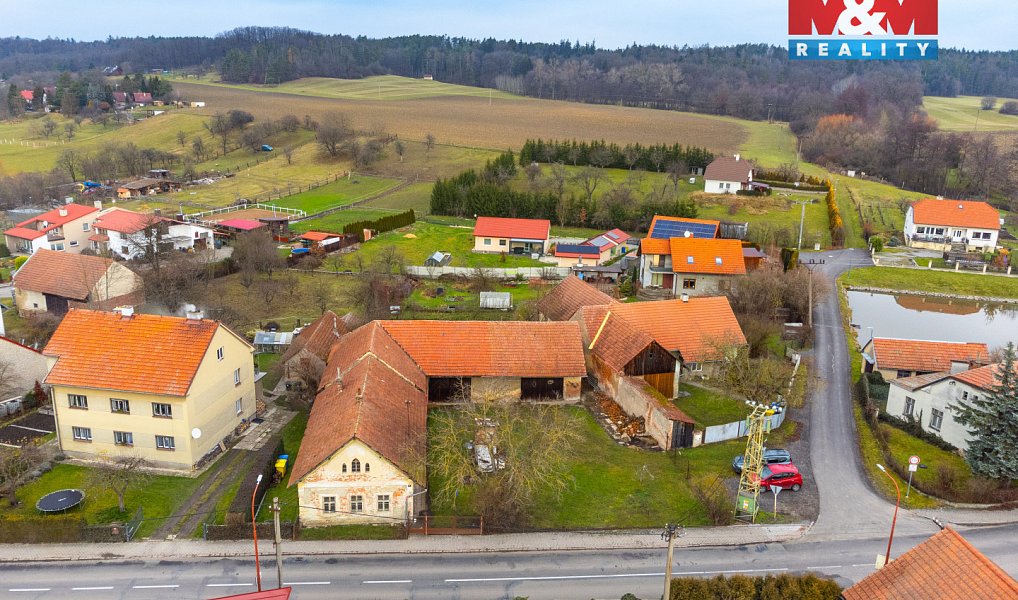 Prodej domu 253 m² s pozemkem 917 m², Dobříkov – náhled fotky 3