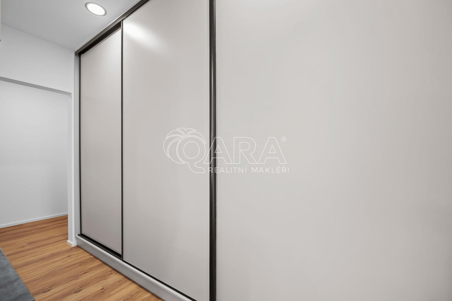 Prodej bytu 2+1 43 m² – fotografie 4