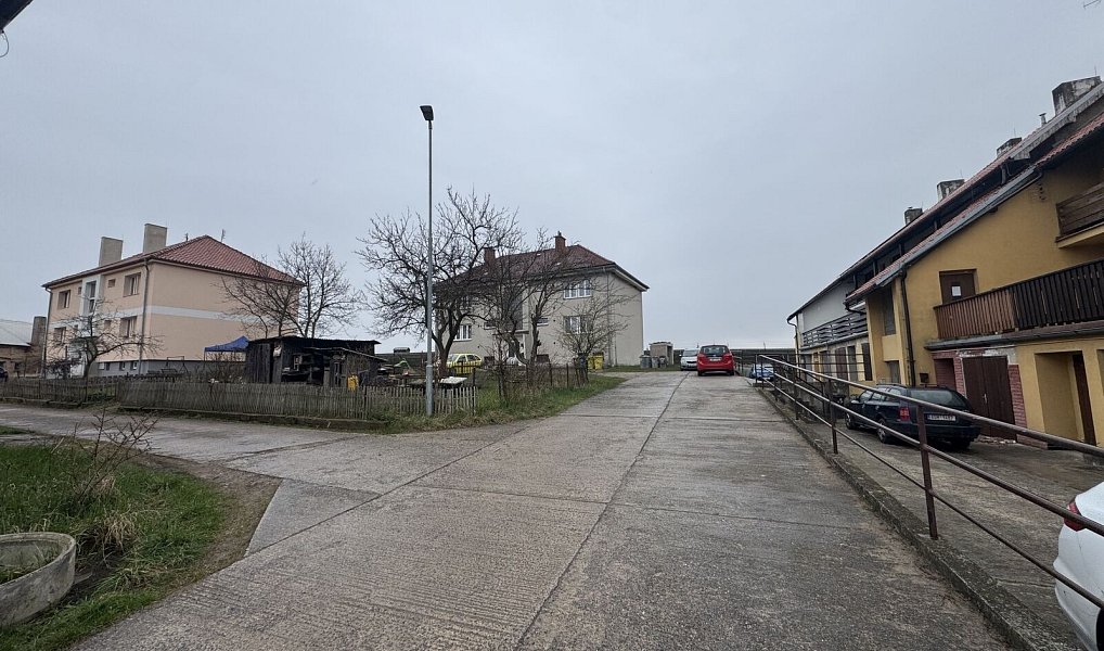 Prodej nájemního domu, činžáku 240 m², Milčice – náhled fotky 4
