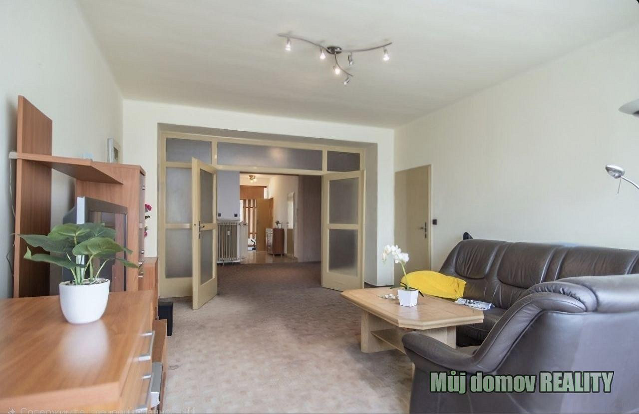 Pronájem bytu 3+1 130 m² — photo 2