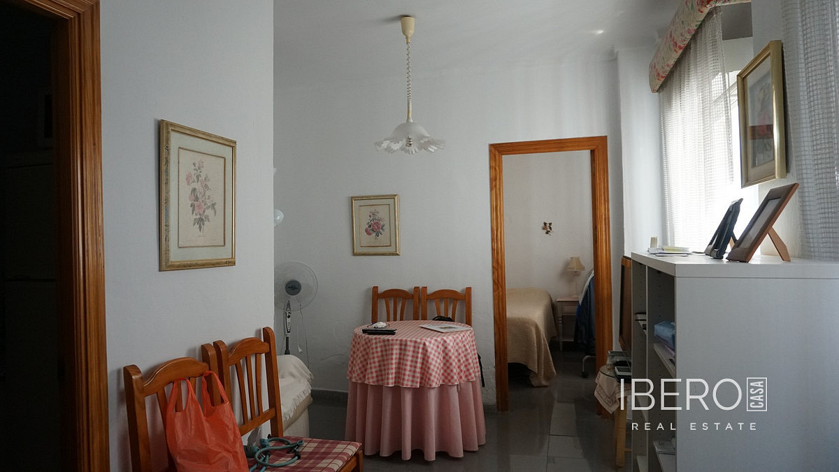 Prodej domu 184 m² s pozemkem 184 m² — photo 2