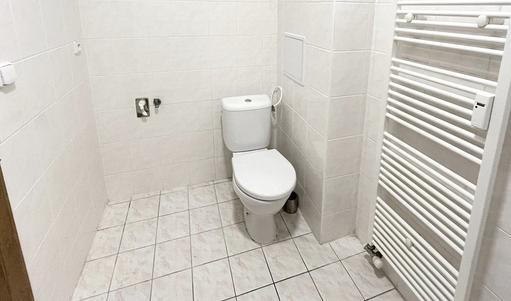 Pronájem bytu 1+kk 30 m², Jablonec nad Nisou – náhled fotky 6