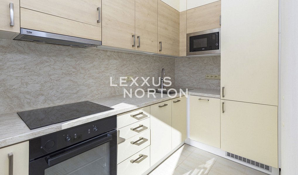 Pronájem bytu 3+1 75 m², Praha – náhled fotky 2