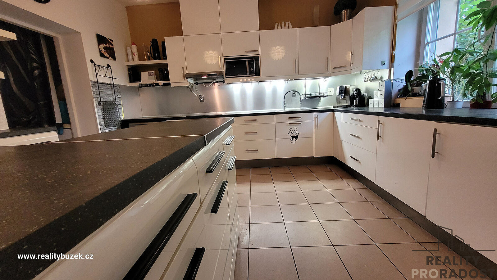 Prodej domu 220 m² s pozemkem 900 m²