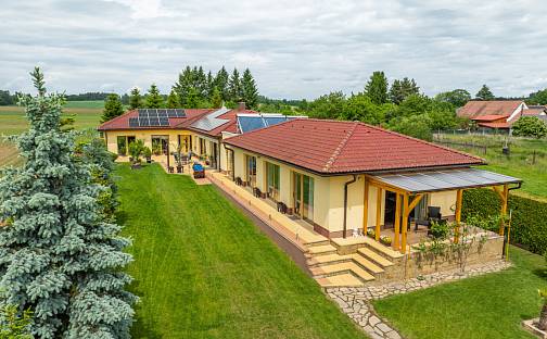 Prodej komerčního objektu (jiného typu) 455 m², Květov, okres Písek