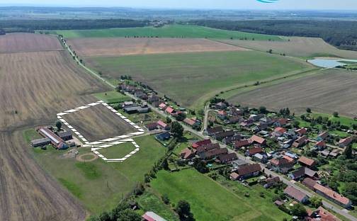 Prodej stavebního pozemku 690 m², Lužec nad Cidlinou, okres Hradec Králové