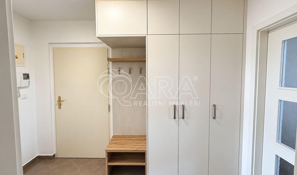 Pronájem bytu 2+kk 64 m², Praha – náhled fotky 10