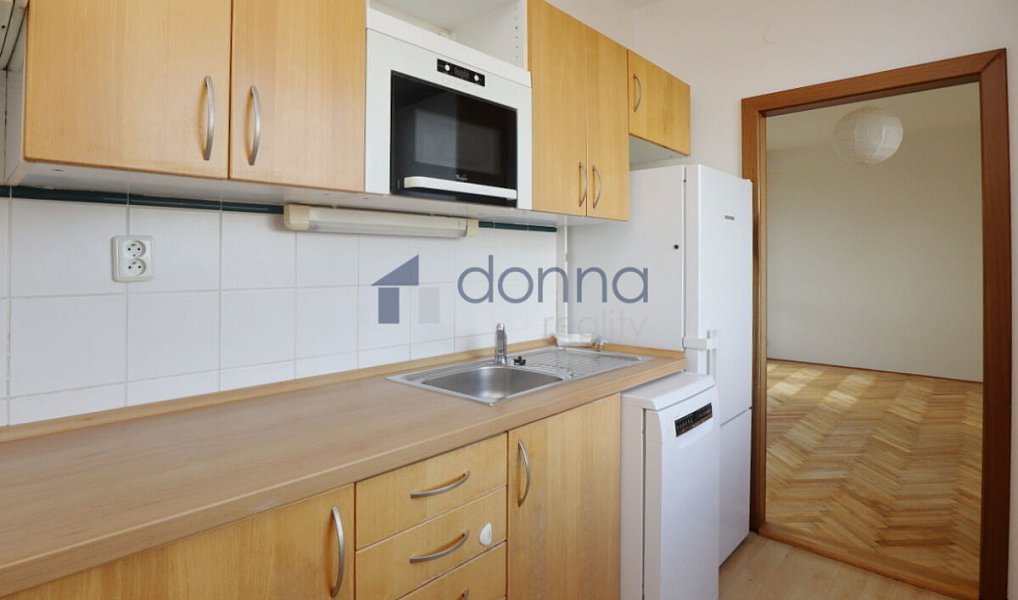 Pronájem bytu 3+1 78 m², Praha – náhled fotky 4