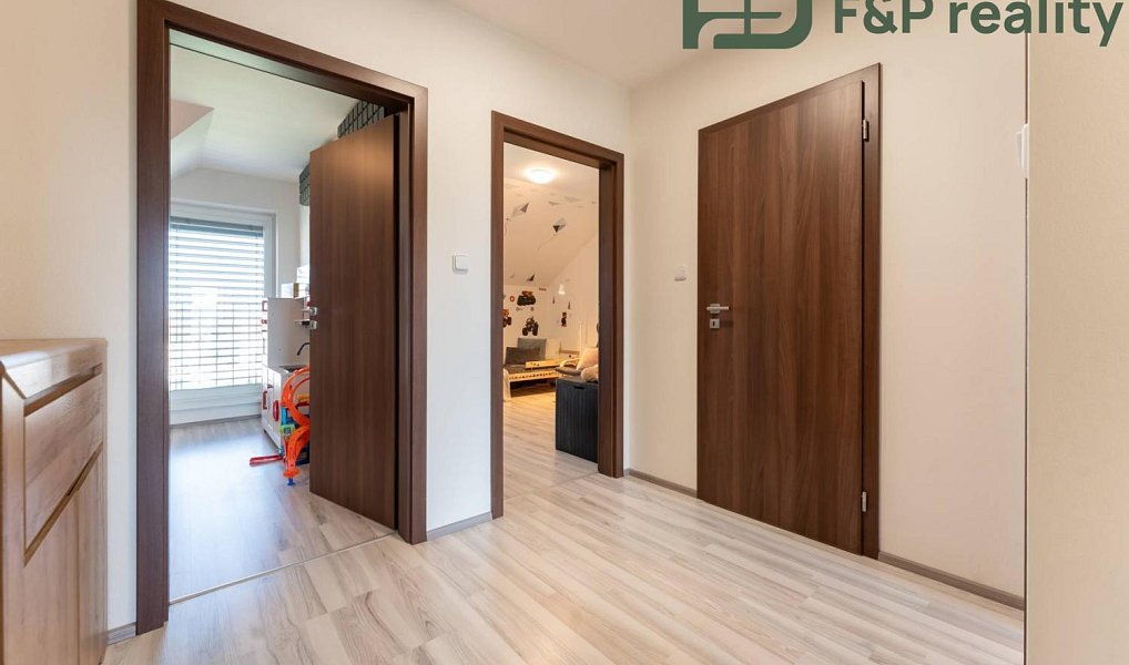 Prodej domu 97 m² s pozemkem 300 m², Miskovice – náhled fotky 16