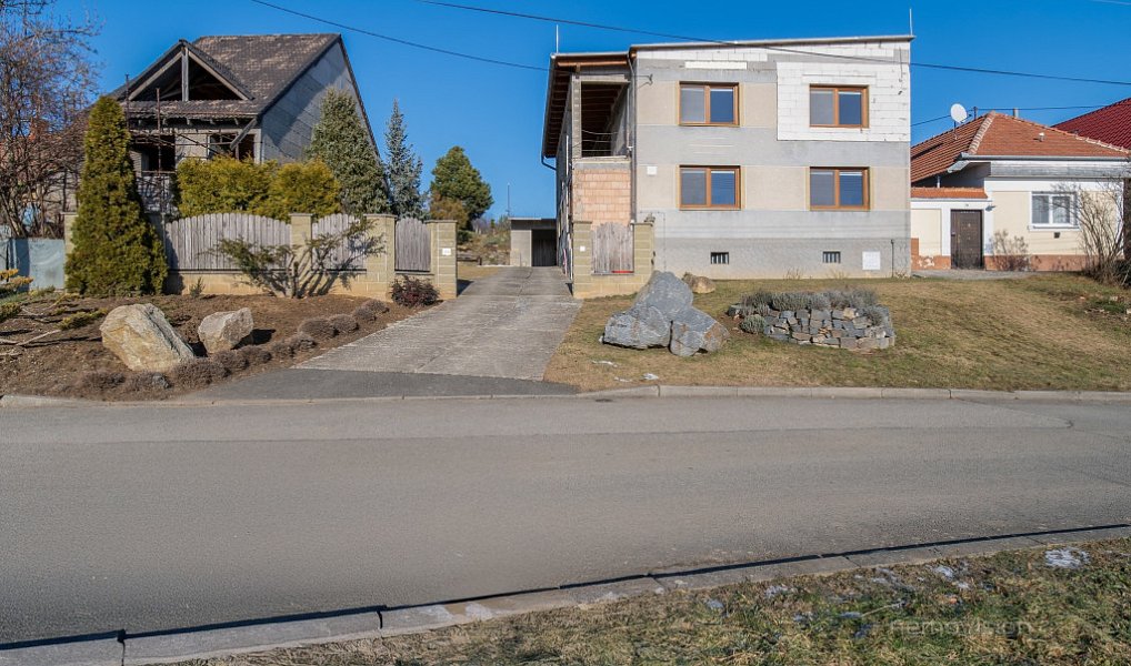 Prodej domu 270 m² s pozemkem 1 042 m², Žeravice – náhled fotky 36