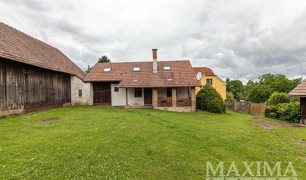 Prodej domu 196 m² s pozemkem 2 229 m², Běchary – náhled fotky 3
