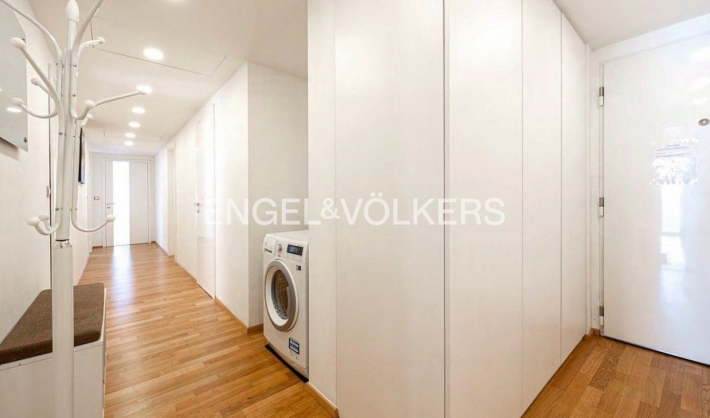 Pronájem bytu 4+kk 132 m², Praha – náhled fotky 14