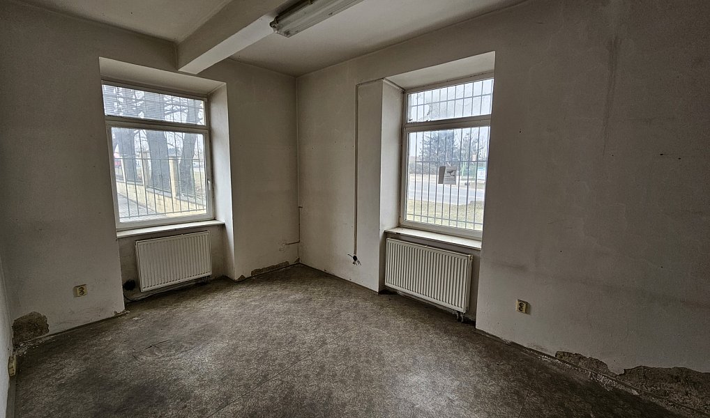 Pronájem obchodních prostor 550 m², Olomouc – náhled fotky 7