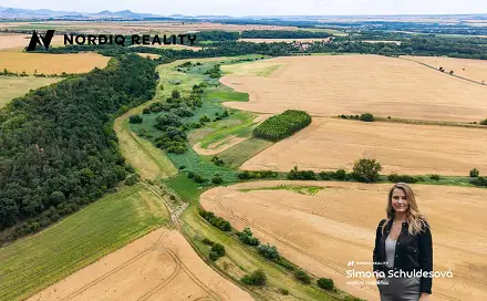 Prodej pole 3 340 m², Staňkovice - Tvršice, okres Louny