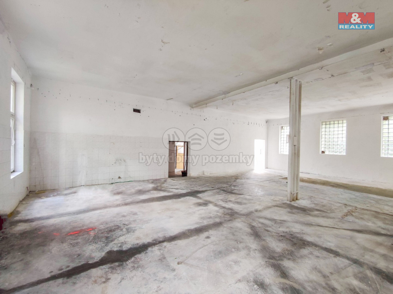 Prodej skladovacích prostor 368 m² — photo 2