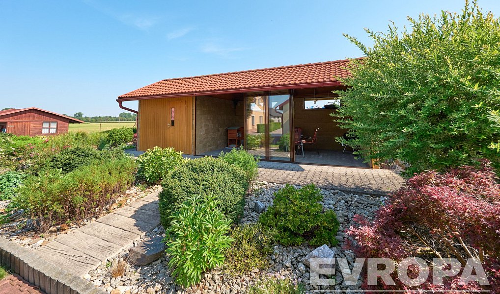 Prodej domu 155 m² s pozemkem 1 058 m², Roudnice – náhled fotky 23