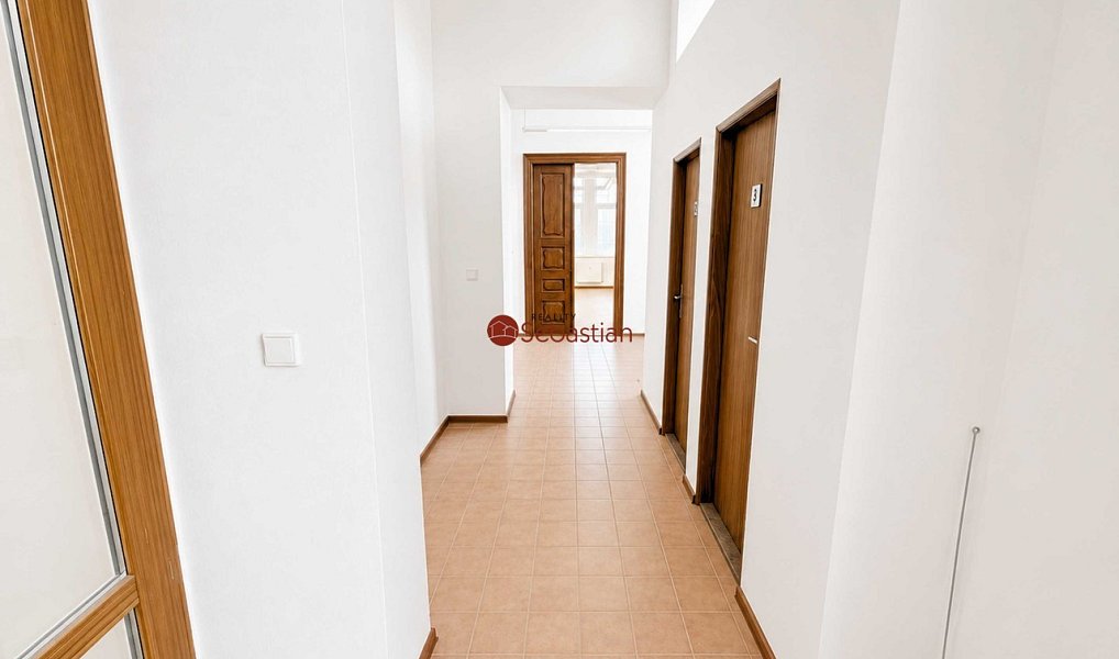 Pronájem kanceláře 182 m², Pardubice – náhled fotky 6