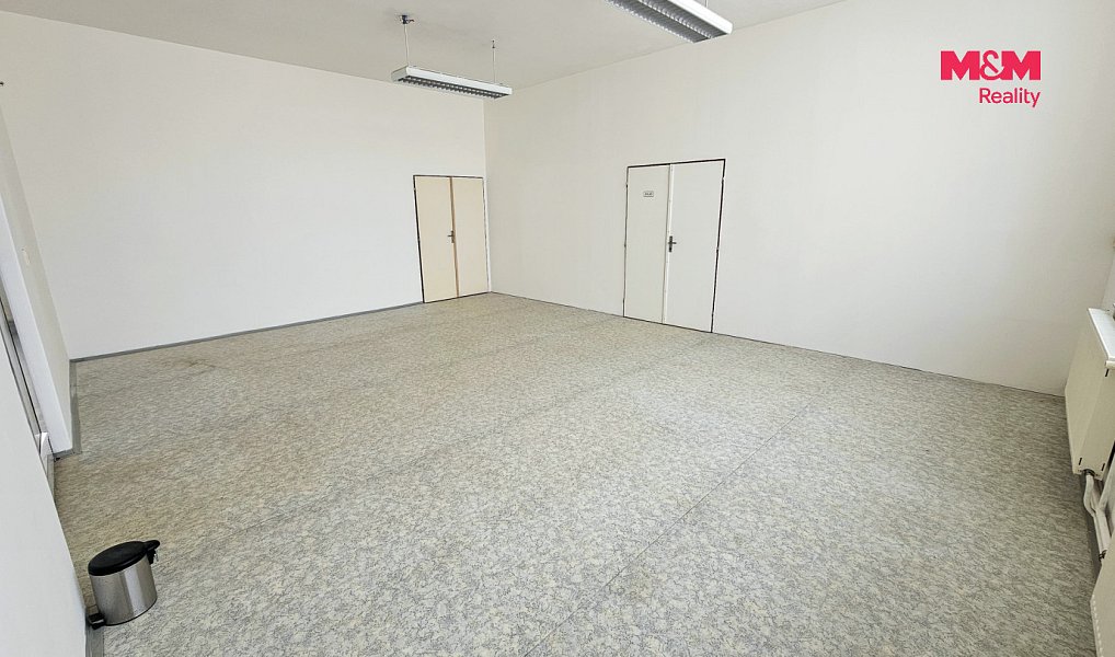 Pronájem kanceláře 348 m², Krnov – náhled fotky 3