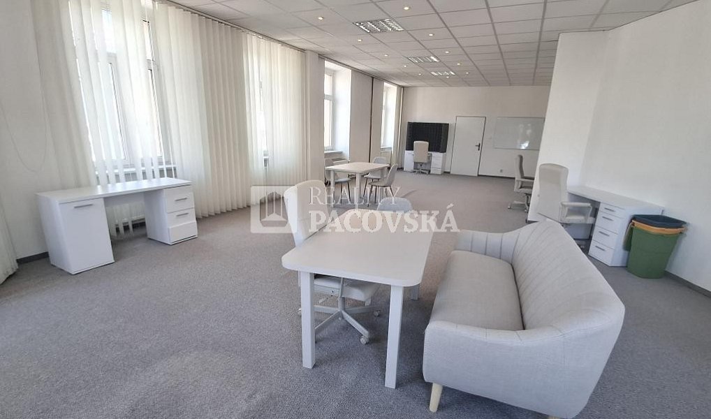 Pronájem kanceláře 118 m², Ústí nad Labem – náhled fotky 4