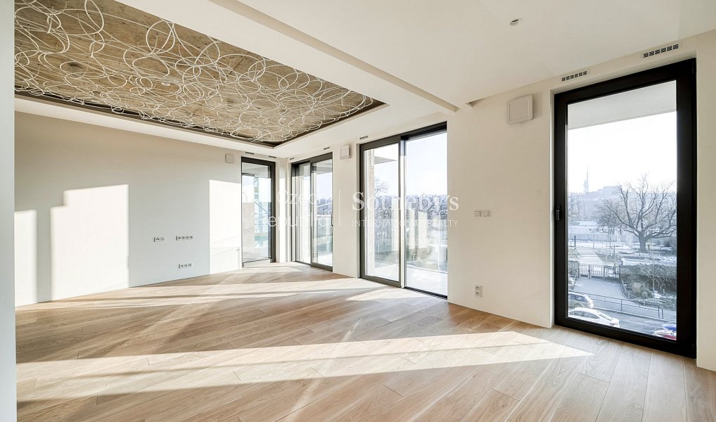 Pronájem bytu 4+kk 129 m², Praha – náhled fotky 8