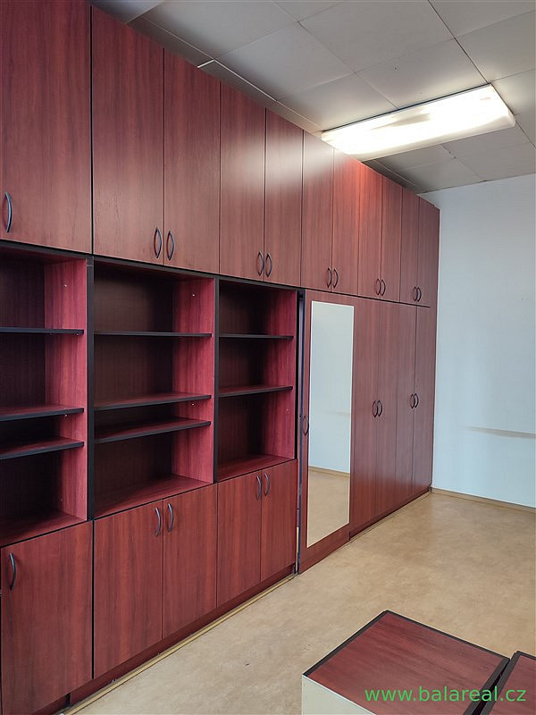 Pronájem komerčního objektu (jiného typu) 36 m² — photo 5