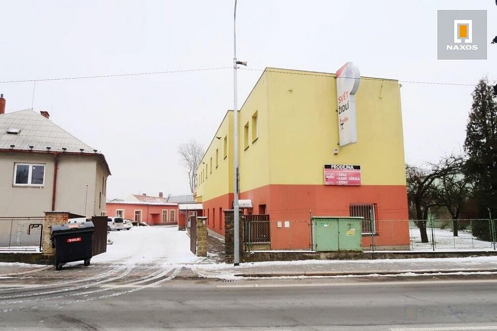 Průmyslový areál na pozemcích 10.443 m², celkem 4.100 m² užitných ploch, ul. Duk – pohled 2