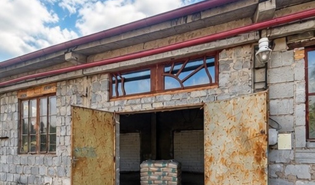 Pronájem skladovacích prostor 150 m², Stěžery – náhled fotky 2