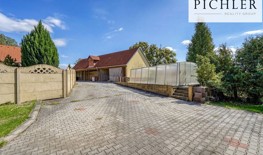 Prodej domu 320 m² s pozemkem 1 660 m², Tymákov – náhled fotky 52