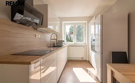 Pronájem bytu 2+1 67 m², Olbrachtova, Břeclav