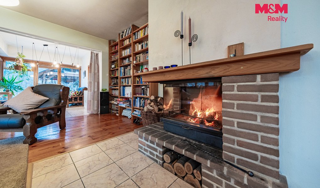 Prodej domu 312 m² s pozemkem 2 428 m², Mnichovice – náhled fotky 3