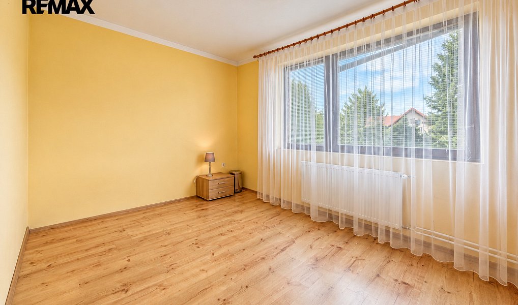 Prodej domu 250 m² s pozemkem 833 m², Kochánky – náhled fotky 5