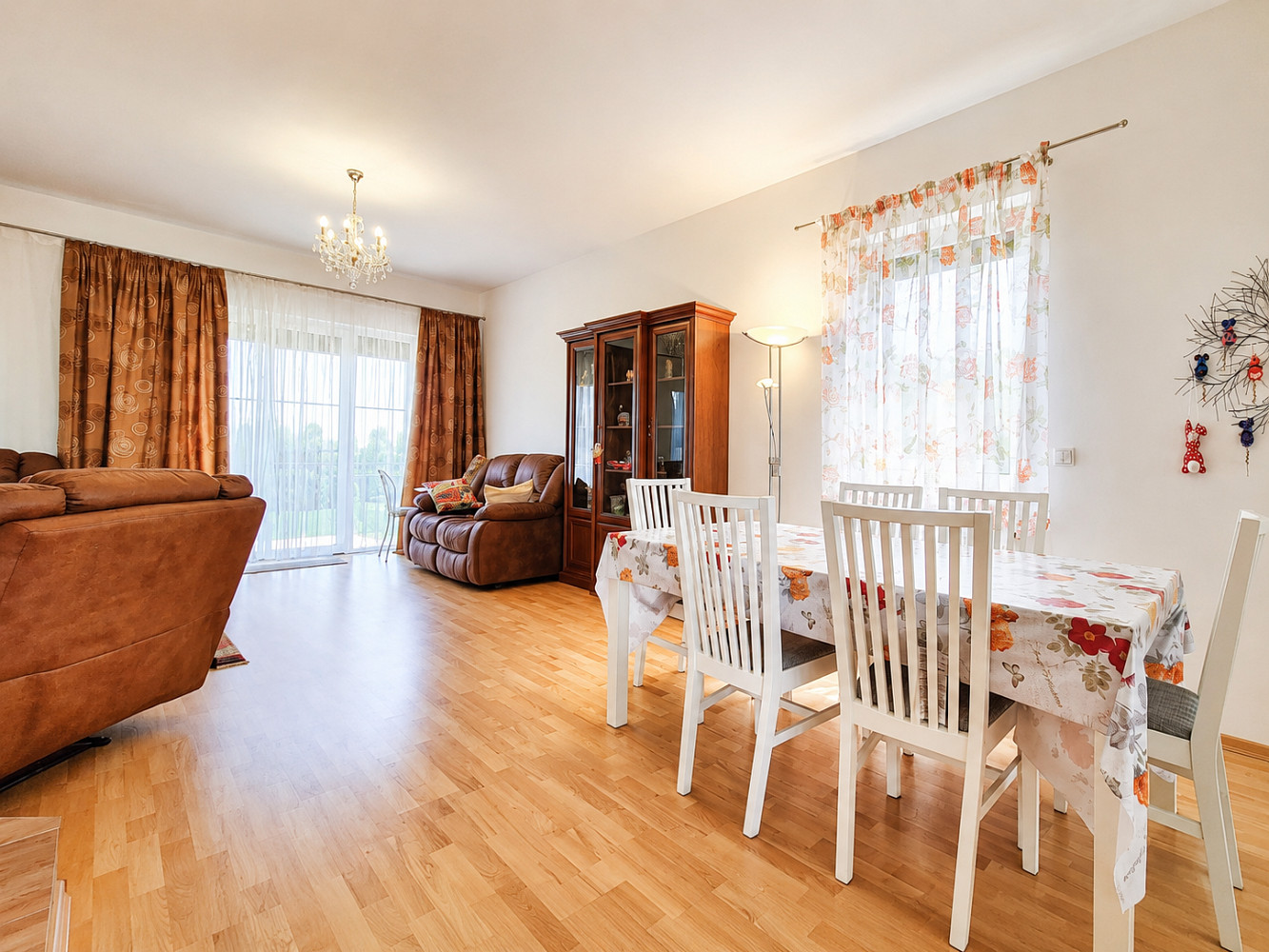 Prodej domu 140 m² s pozemkem 331 m² – fotografie 4