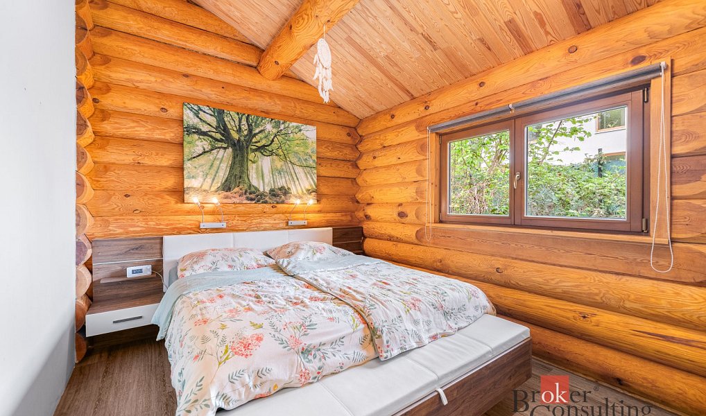 Prodej domu 154 m² s pozemkem 1 388 m², Kamenice – náhled fotky 5