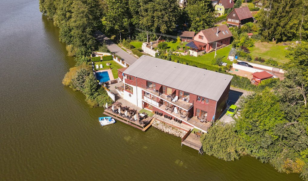 Prodej ubytovacího objektu 300 m², Blažejov – náhled fotky 21