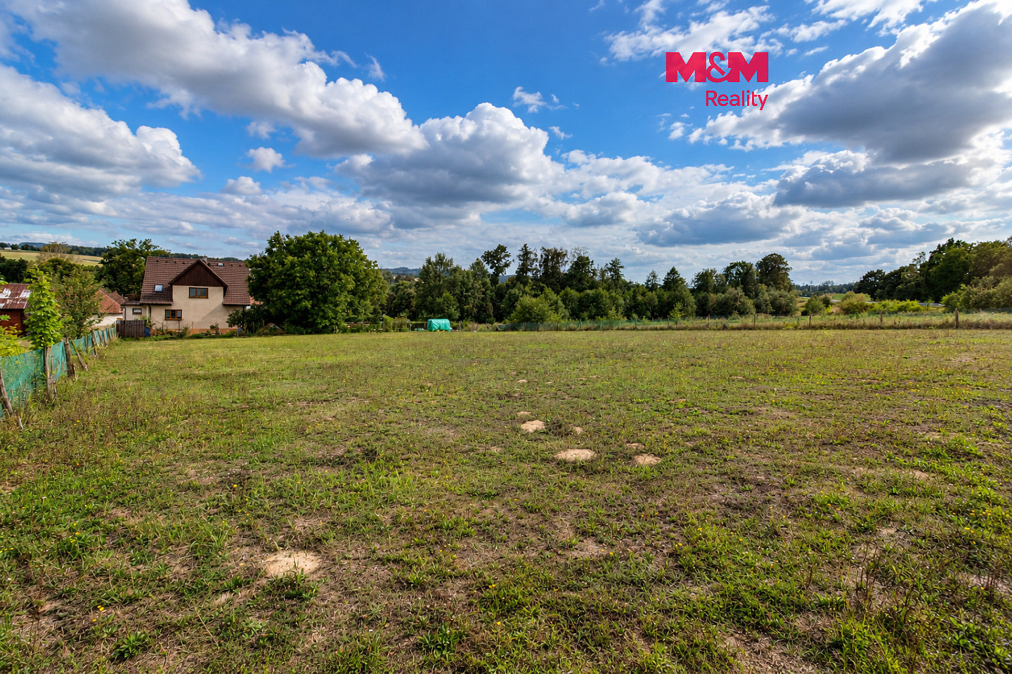 Prodej stavebního pozemku 1 276 m²