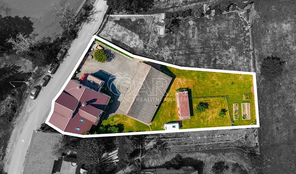 Prodej domu 320 m² s pozemkem 1 701 m², Mořina – náhled fotky 5