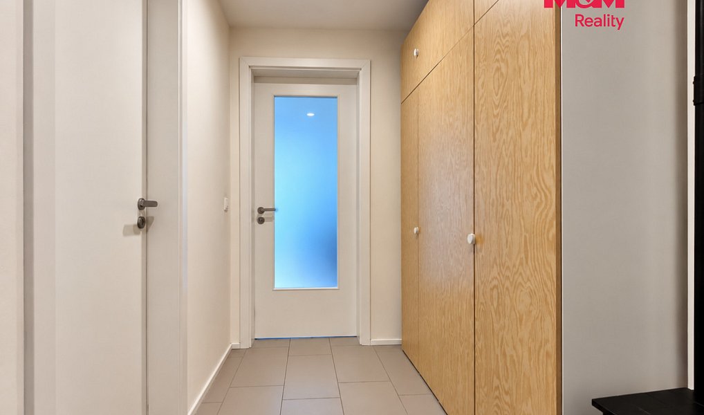 Pronájem bytu 1+kk 27 m², Praha – náhled fotky 4
