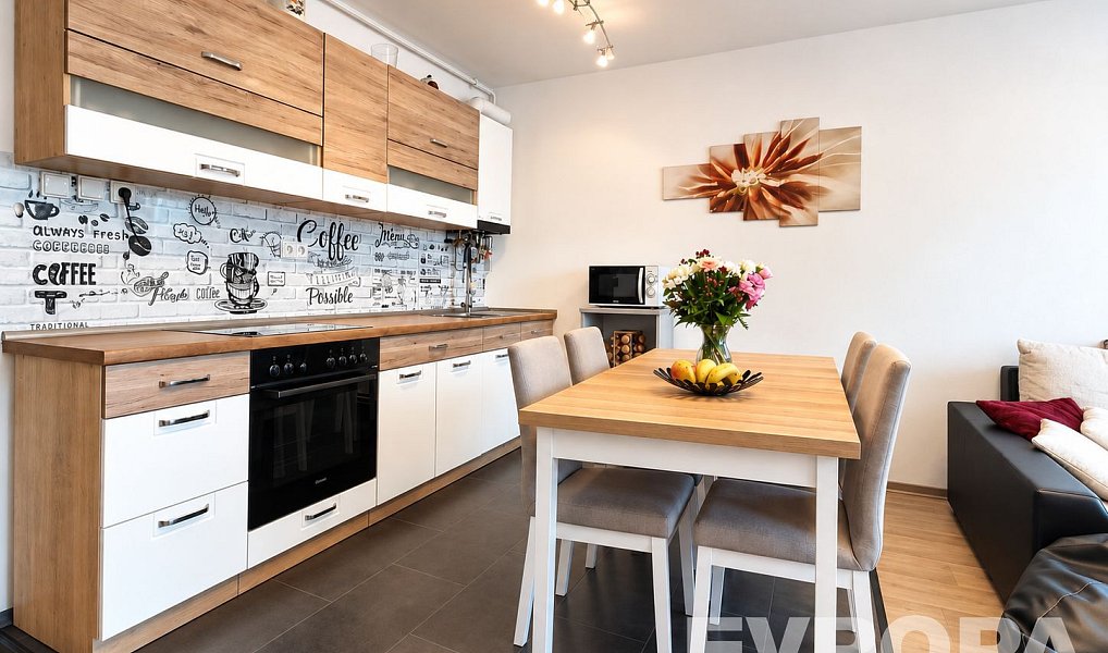 Prodej bytu 2+kk 60 m², Jilemnice – náhled fotky 4