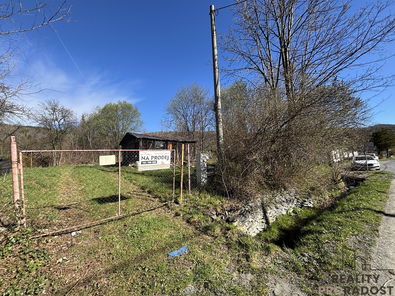 Prodej stavebního pozemku 723 m² – fotografie 2