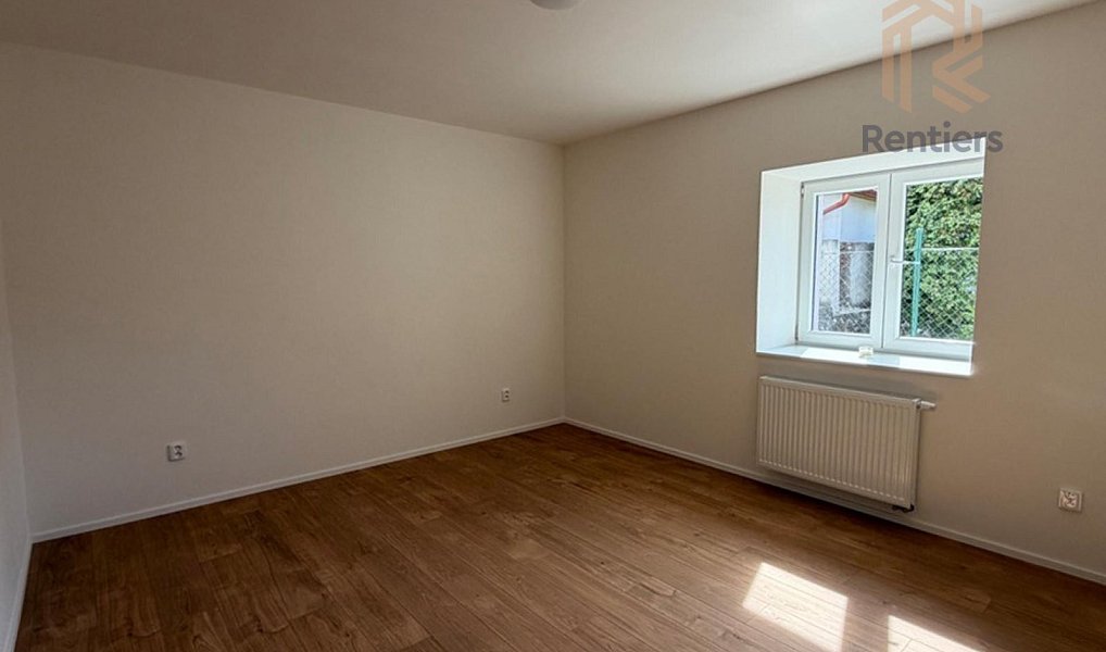 Prodej domu 137 m² s pozemkem 332 m², Rostoklaty – náhled fotky 6