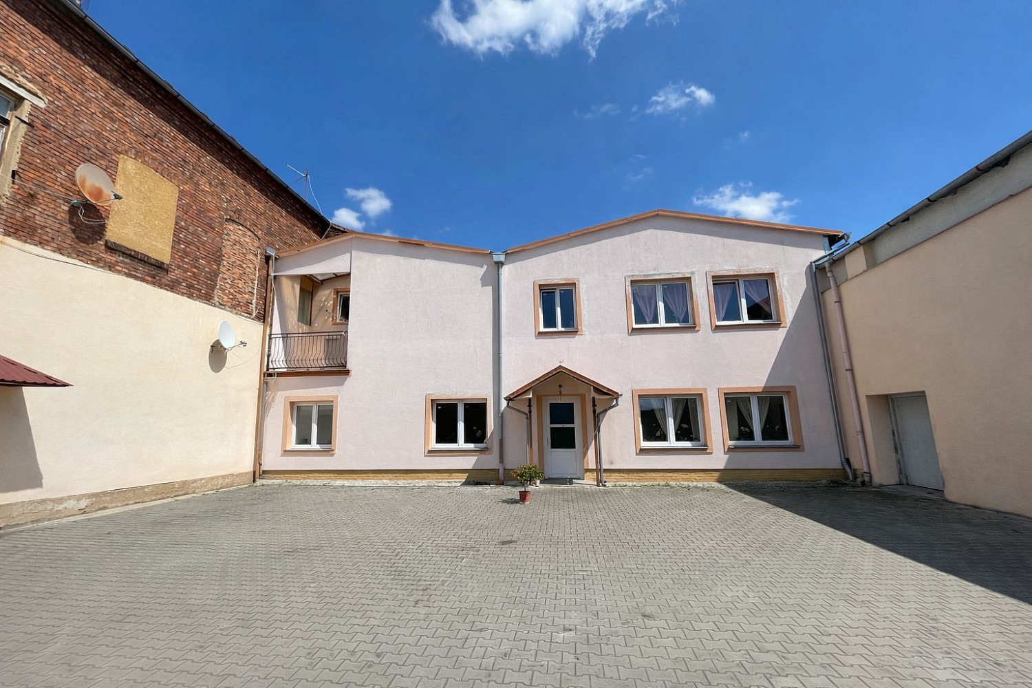 Dům – Cheb, Háje – pohled 2