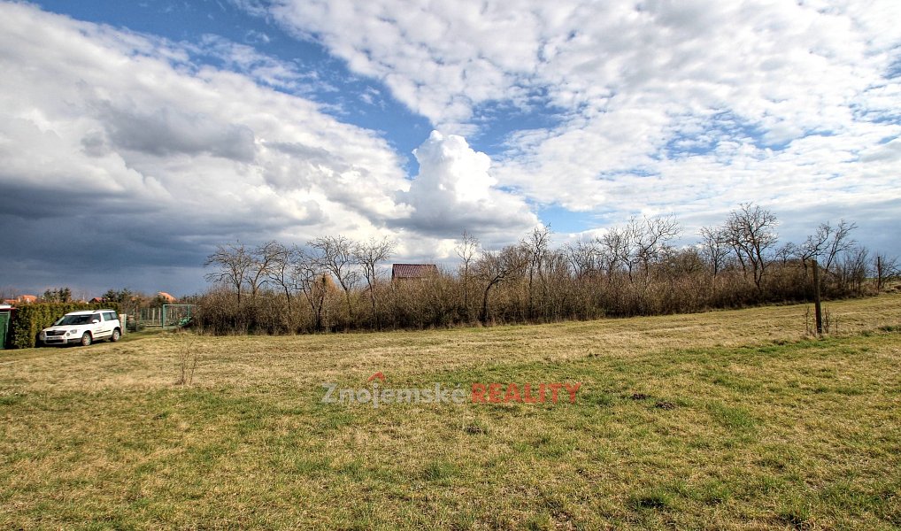 Pronájem zahrady 940 m², Slup – náhled fotky 3