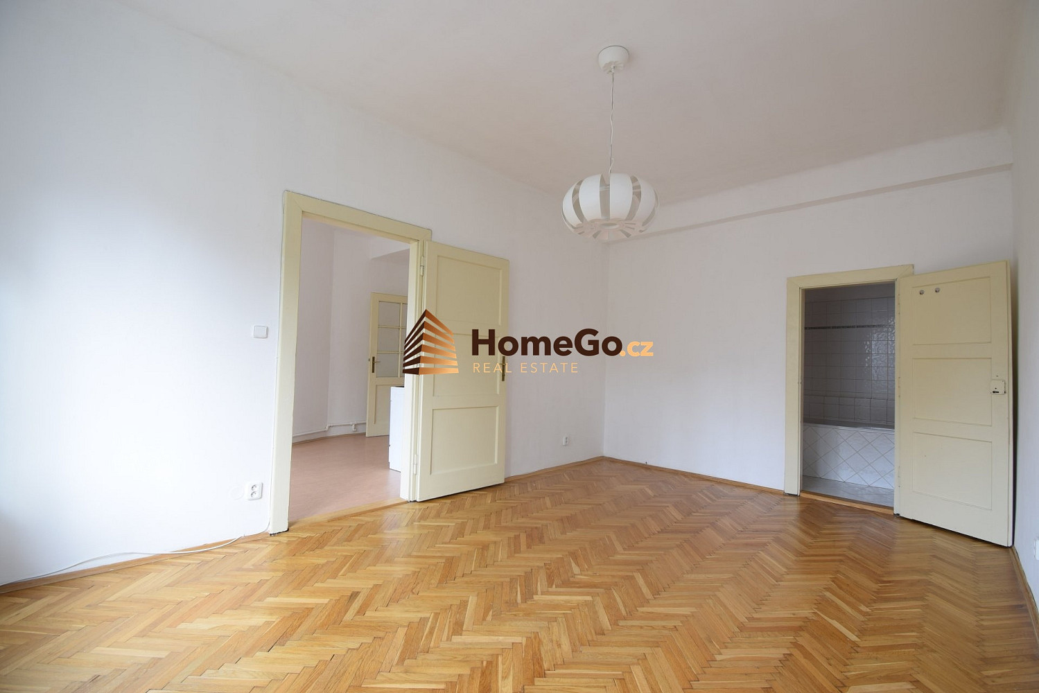 Pronájem bytu 2+kk 53 m² – fotografie 3