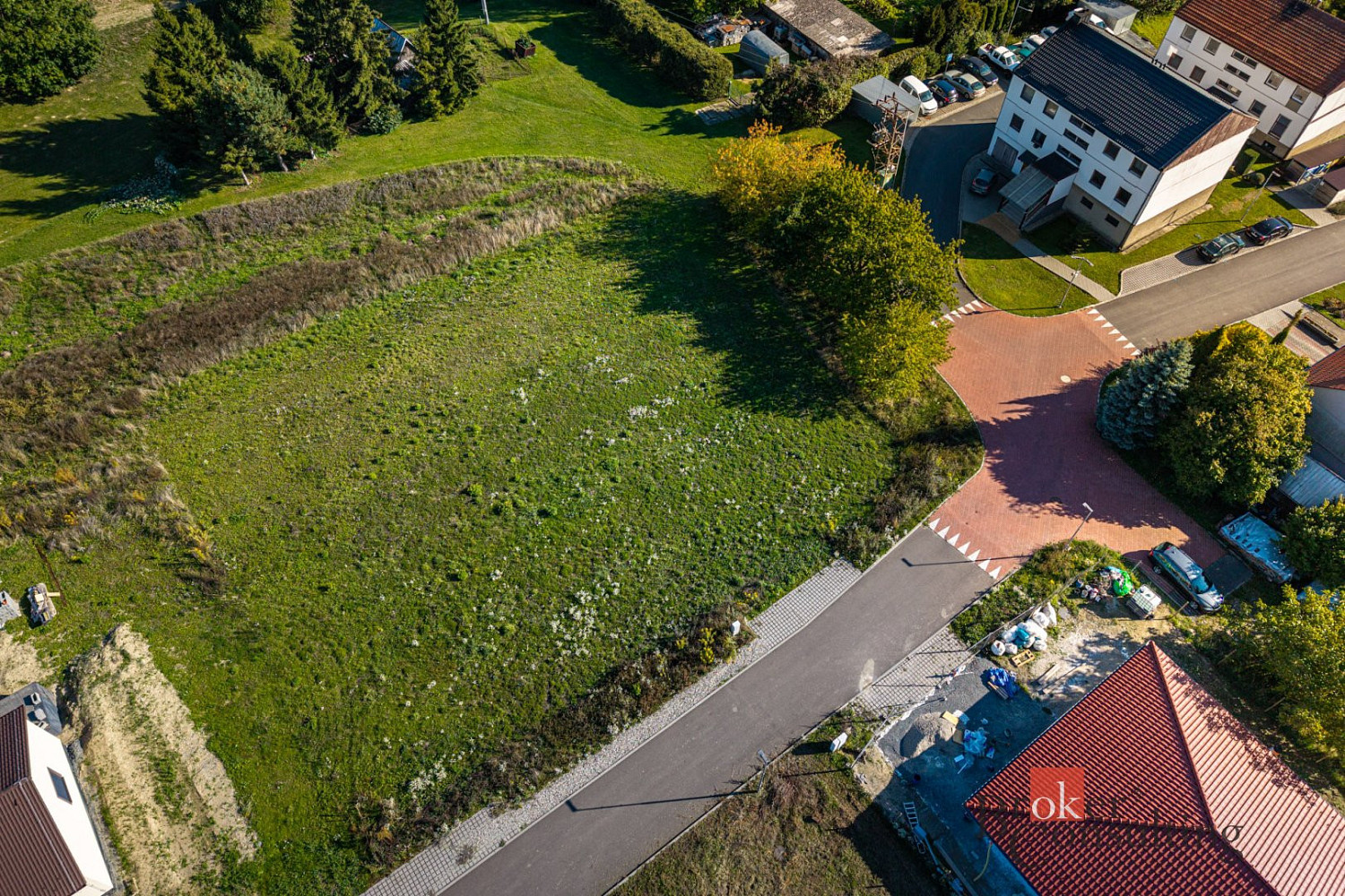 Prodej stavebního pozemku 973 m² – fotografie 3