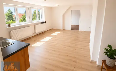 Pronájem bytu 4+kk 72 m², Pětihostská, Senohraby, okres Praha-východ