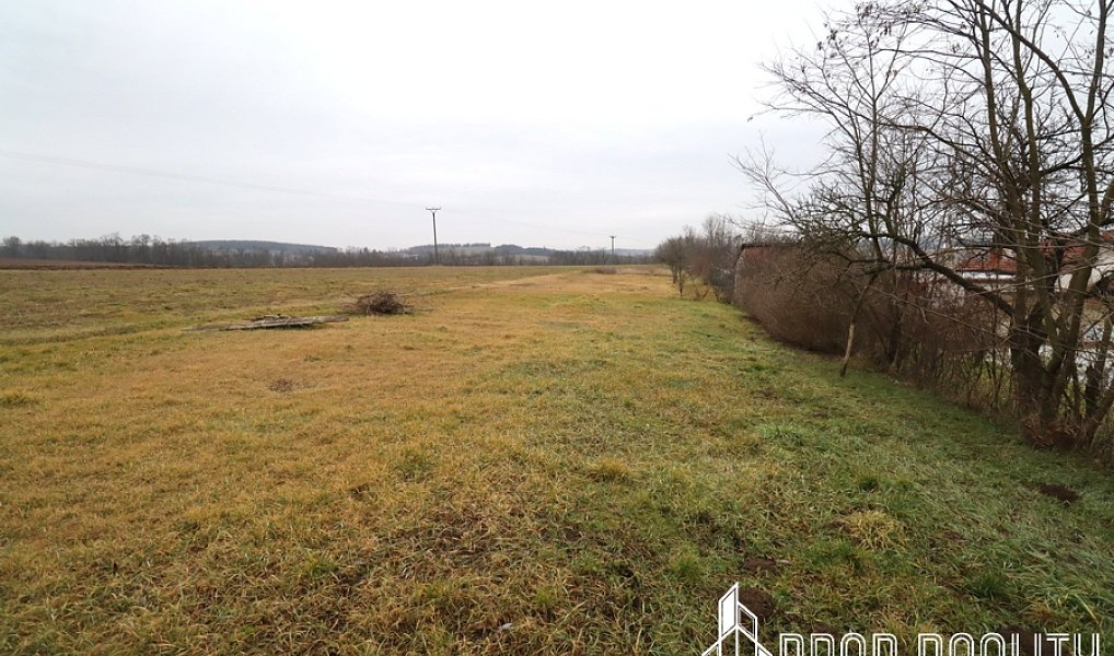 Prodej stavebního pozemku 2 017 m², Moravský Krumlov – náhled fotky 5