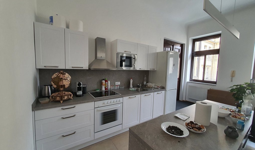 Pronájem bytu 2+kk 65 m², Praha – náhled fotky 6