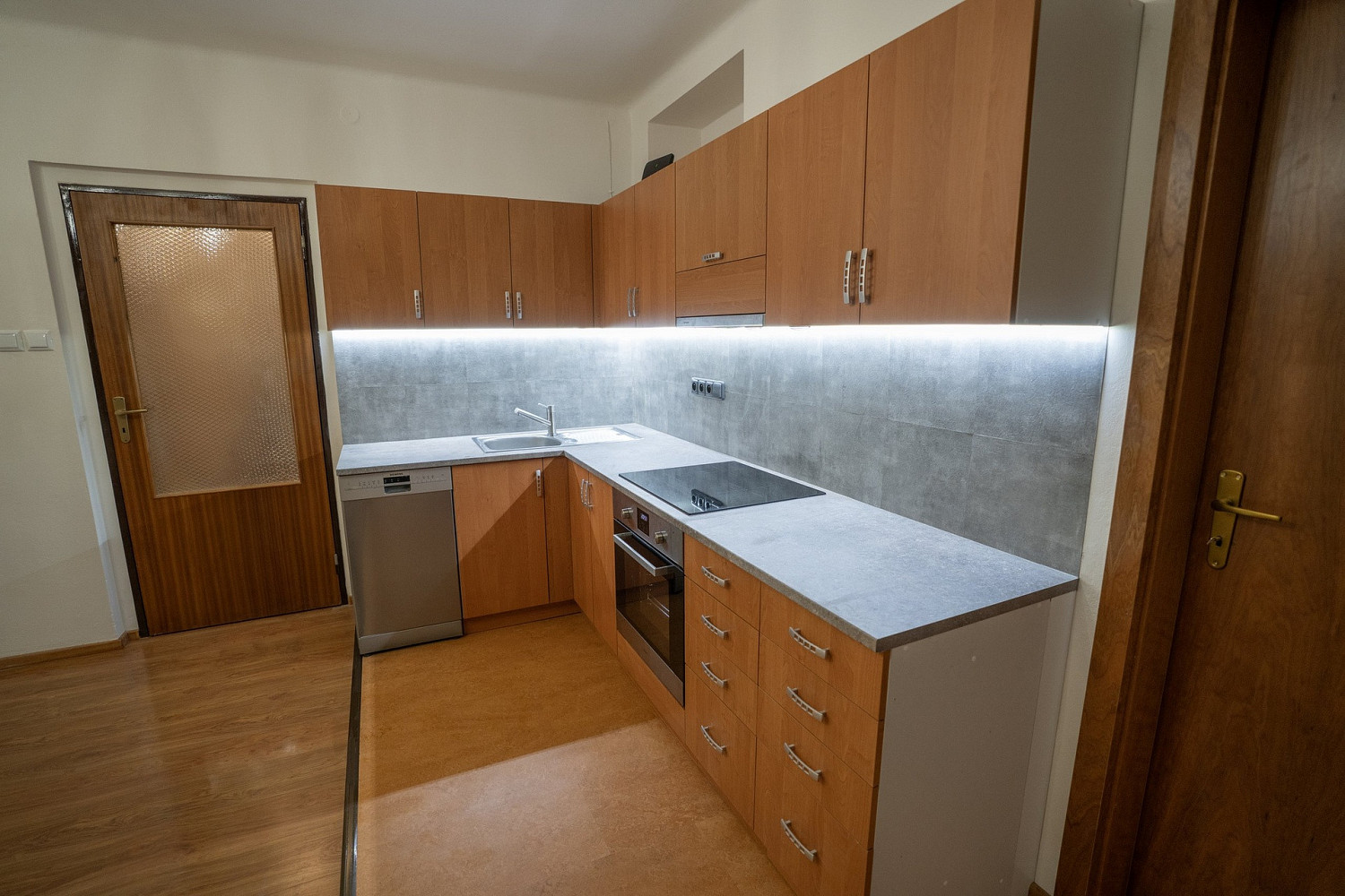 Pronájem bytu 4+kk 92 m² — photo 5