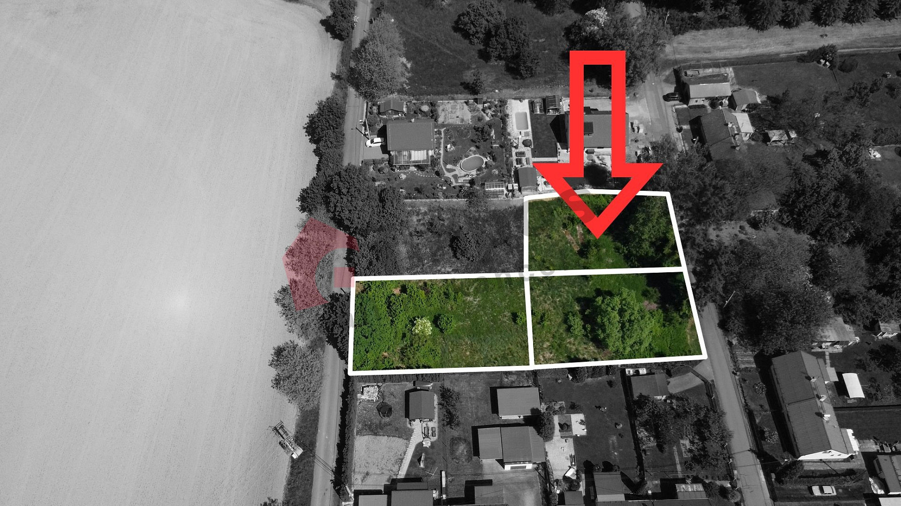 Prodej stavebního pozemku 701 m² – fotografie 4