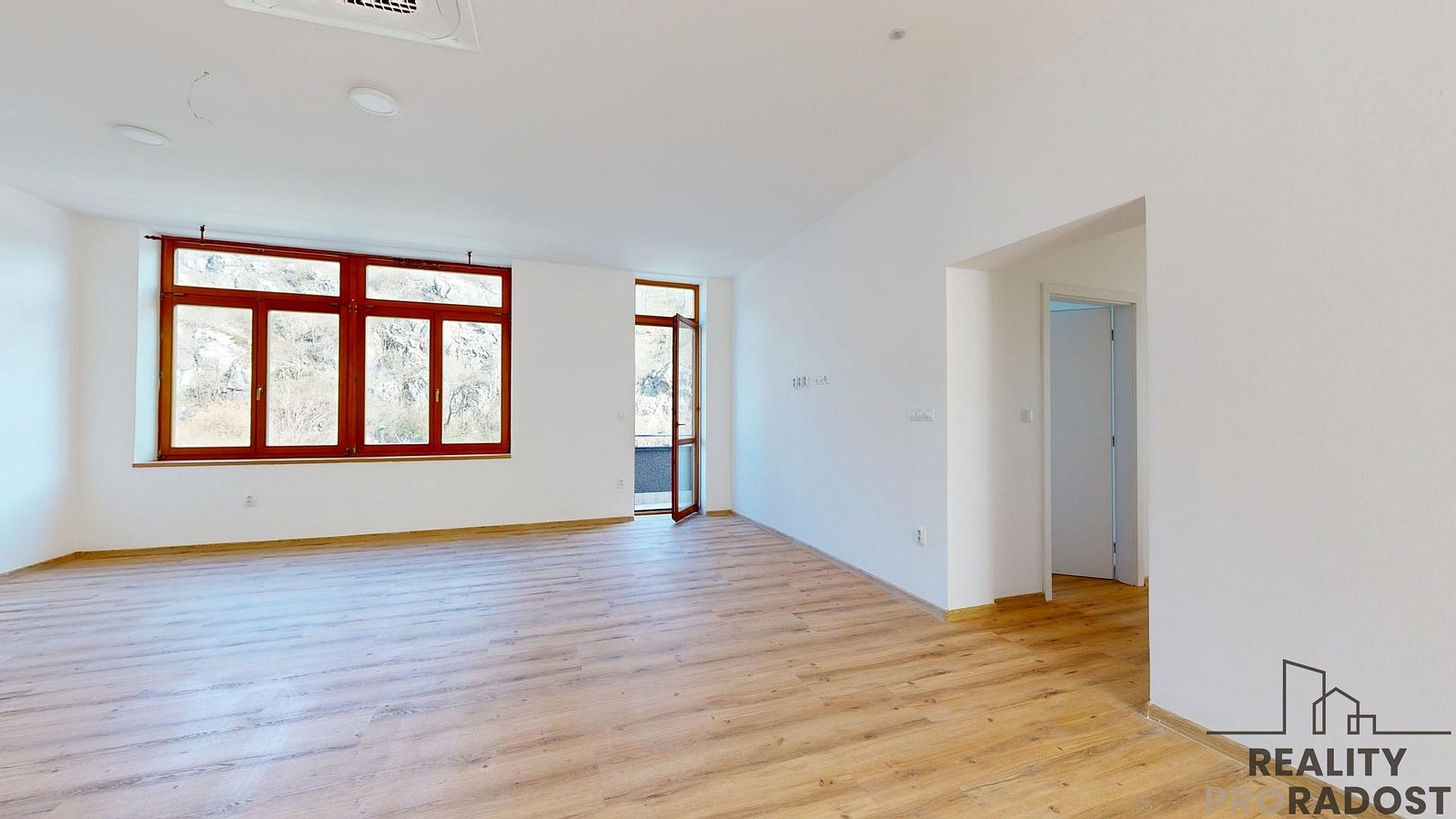 Prodej bytu 4+kk 108 m² – fotografie 2